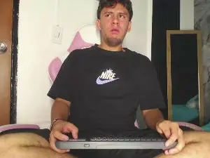 Cam4 Sex Cam of AlanSmith_