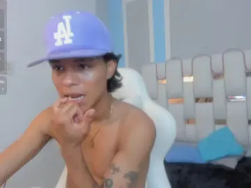 Cam4 Free Porn Cam of AndyKings_1