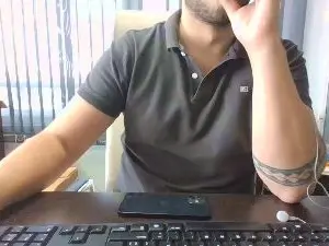 Cam4 Free Live Porn of adrianzzz3