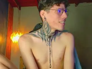 Cam4 Live Sex of david_huge