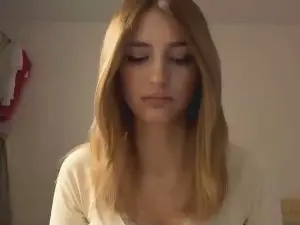 Cam4 Live Porn of KeithaGrunder