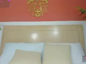 Cam4 Live Sex Cam of lili_cardenas_