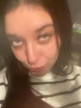 Cam4 Live Porn of Chinitax22