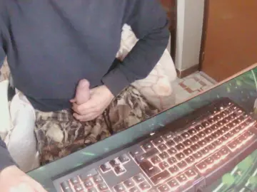 Cam4 Adult Webcams of youngbigcock28