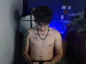 Cam4 Private Sex Chat of dereck_dickson