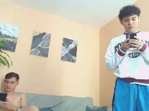 Cam4 Live Porn of 3boysolympus