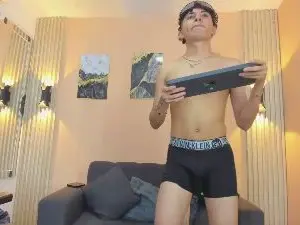 Cam4 Live Sex Cam of 3boysolympus