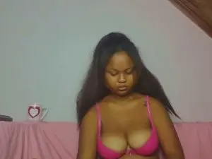 Cam4 Adult Webcam of Chella_Bella