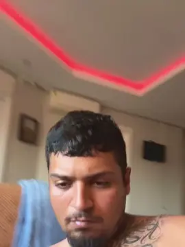 Cam4 Live Porn of Mrmalvadin