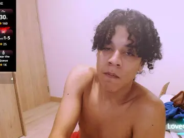 Cam4 Adult Webcam of IsidroGlasc