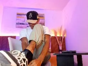 Cam4 Live Porn of zander_20