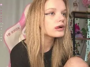 Cam4 Live Sex of WondaClendening