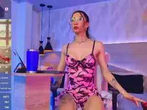 Cam4 Free Porn Cam of kyliehot_