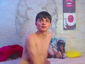 Cam4 Nude Webcam of alex_milo_kairo