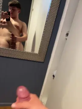 Cam4 Watch Live Sex Cams of bastian348
