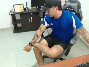 Cam4 Live Porn of Thiago_420_