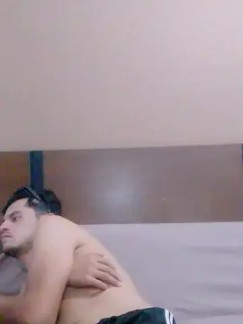 Cam4 Free Live Porn of Boyhunt1