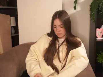 Cam4 Live Porn of MyrleScaglione