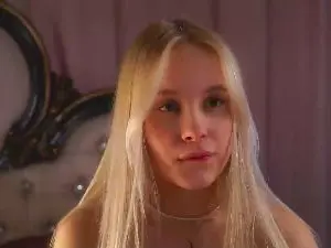 Cam4 Adult Webcam of HolliFlorenz