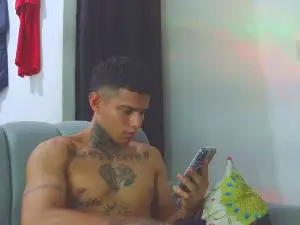 Cam4 Best Webcam of Skartoliver