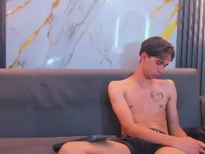 Cam4 Free Porn Cam of Andrew_stv