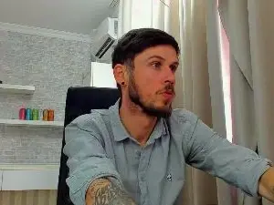 Cam4 Free Live Porn of JonahShaw