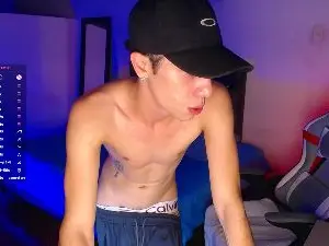 Cam4 Live Porn of santiagocutexxx