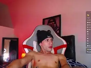 Cam4 Private Sex Chat of santiagocutexxx