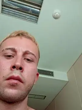 Cam4 Live Sex of Tedoy_fuego