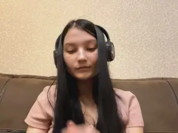 Cam4 Sex Cam of AiKerzer