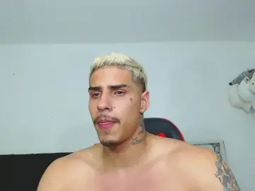 Cam4 Free Porn Cam of maxfordxxx