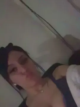 Cam4 Live Sex of Nahirrrr