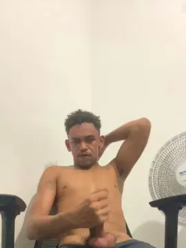 Cam4 Sex Cam of Felipecavalao