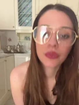 Cam4 Nude Webcam of LeilaGrande