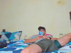 Cam4 Live Sex of Axel_sex69