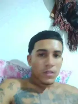 Cam4 Free Live Porn of Gui_carioca7