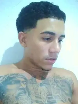 Cam4 Free Live Porn of Gui_carioca7