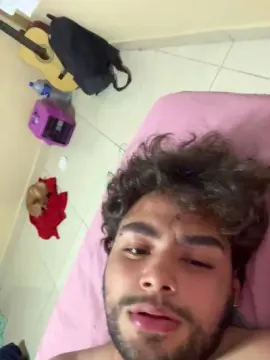 Cam4 Free Live Porn of novinhos37