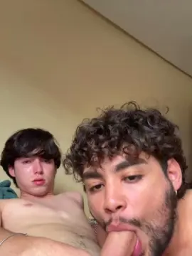 Cam4 Sex Cam of novinhos37