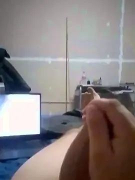 Cam4 Free Live Porn of manu2458