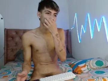 Cam4 Sex Chat of alexx_boys