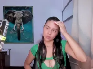 Cam4 Sex Chat of alisaa_jhons1