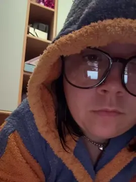 Cam4 Live Sex of U_p_t_o_i_a