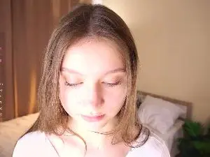 Cam4 Sex Chat of ShenikaLabo