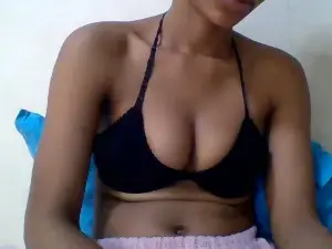 Cam4 Live Porn of raza43