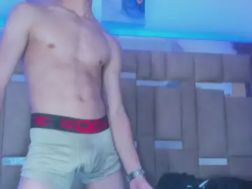 Cam4 Live Sex of hot_assets