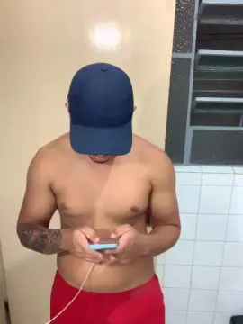 Cam4 Free Live Porn of Morenoyboy