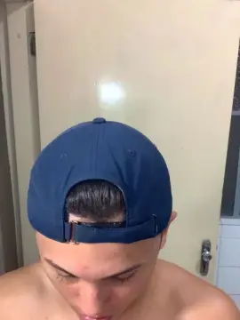 Cam4 Sex Cam of Morenoyboy