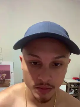 Cam4 Free Live Porn of Morenoyboy