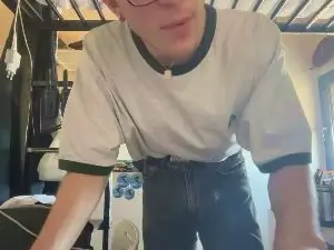 Cam4 Free Live Porn of Alexbisex3040